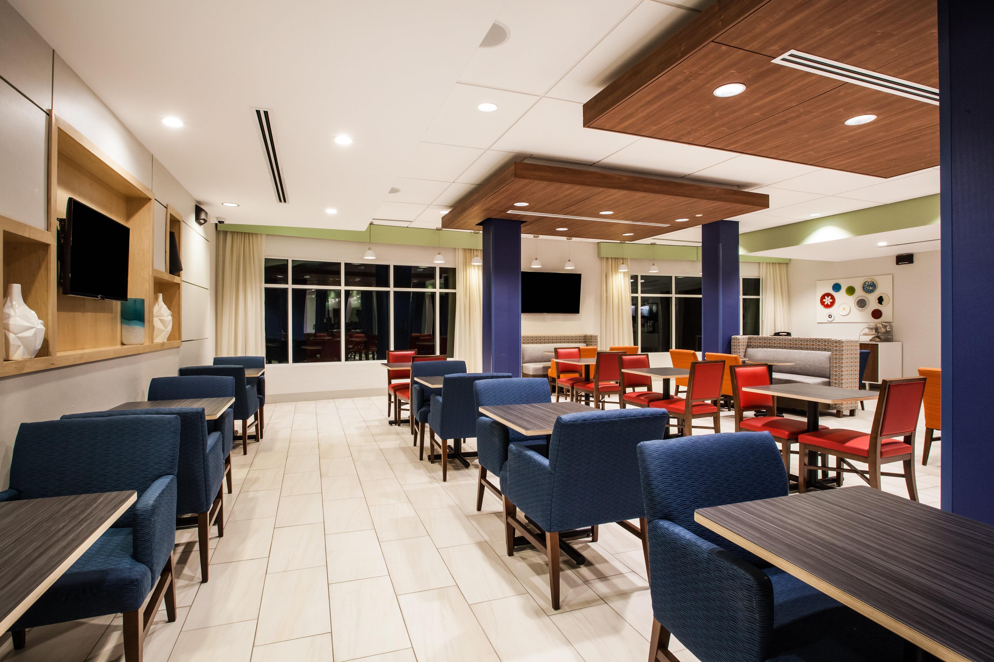 Holiday Inn Express & Suites Lexington Park California By Ihg Exterior foto