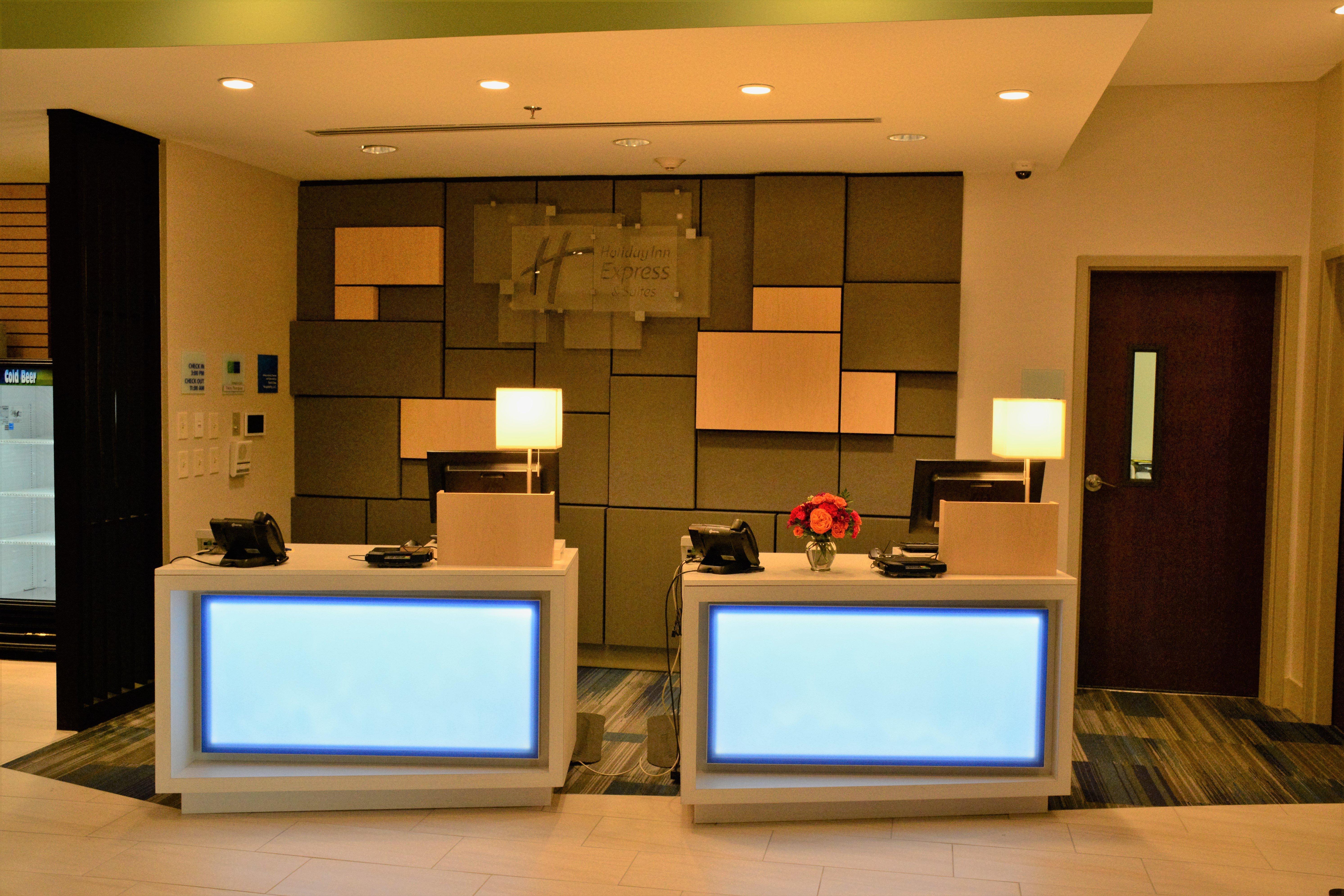 Holiday Inn Express & Suites Lexington Park California By Ihg Exterior foto